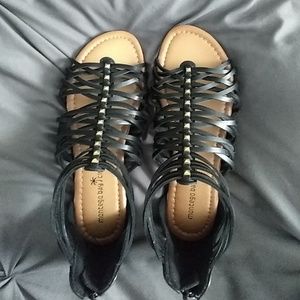 Black strappy flat sandals